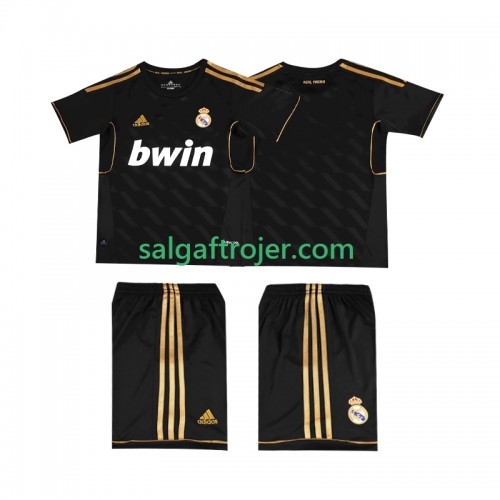 Real Madrid 2011 2012 Fodboldtrøjer Børn Retro Udebanesæt Kort ærmer Real Madrid 2011 2012 Fodboldtrøjer Børn Retro Udebanesæt Kort ærmer